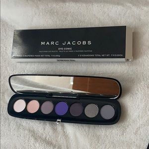 Marc Jacobs Eye-Conic